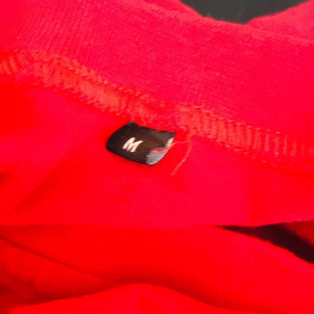 Wonder Woman Red Tee Size M - Picture 5 of 7